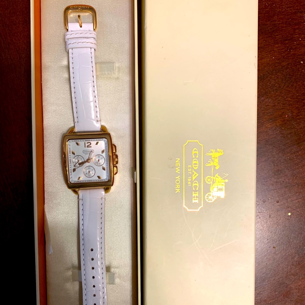 BRAND NEW...COACH Watch!!!